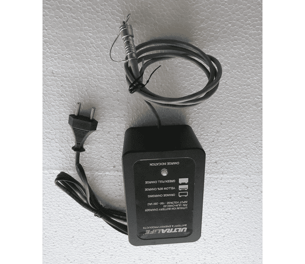 ULIN-ACH-03-L-1-min
