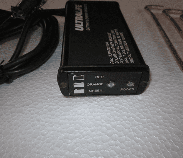 ULIN-KT004-Solar-charger-1-min