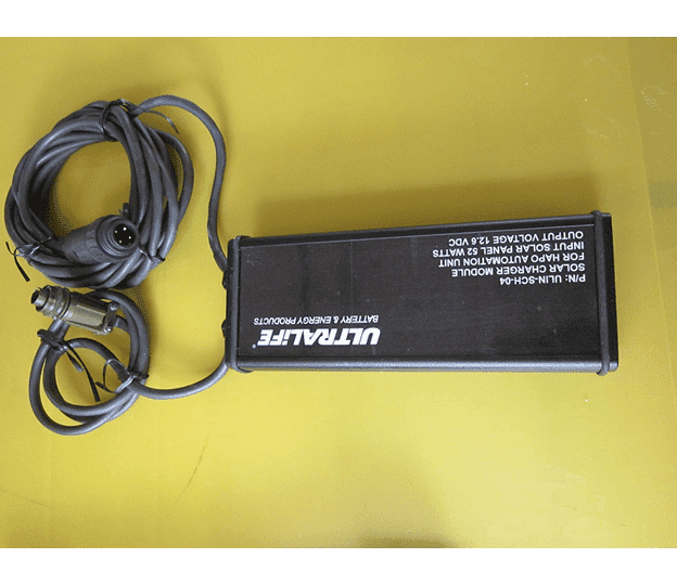 ULIN-KT004-Solar-charger-5-min